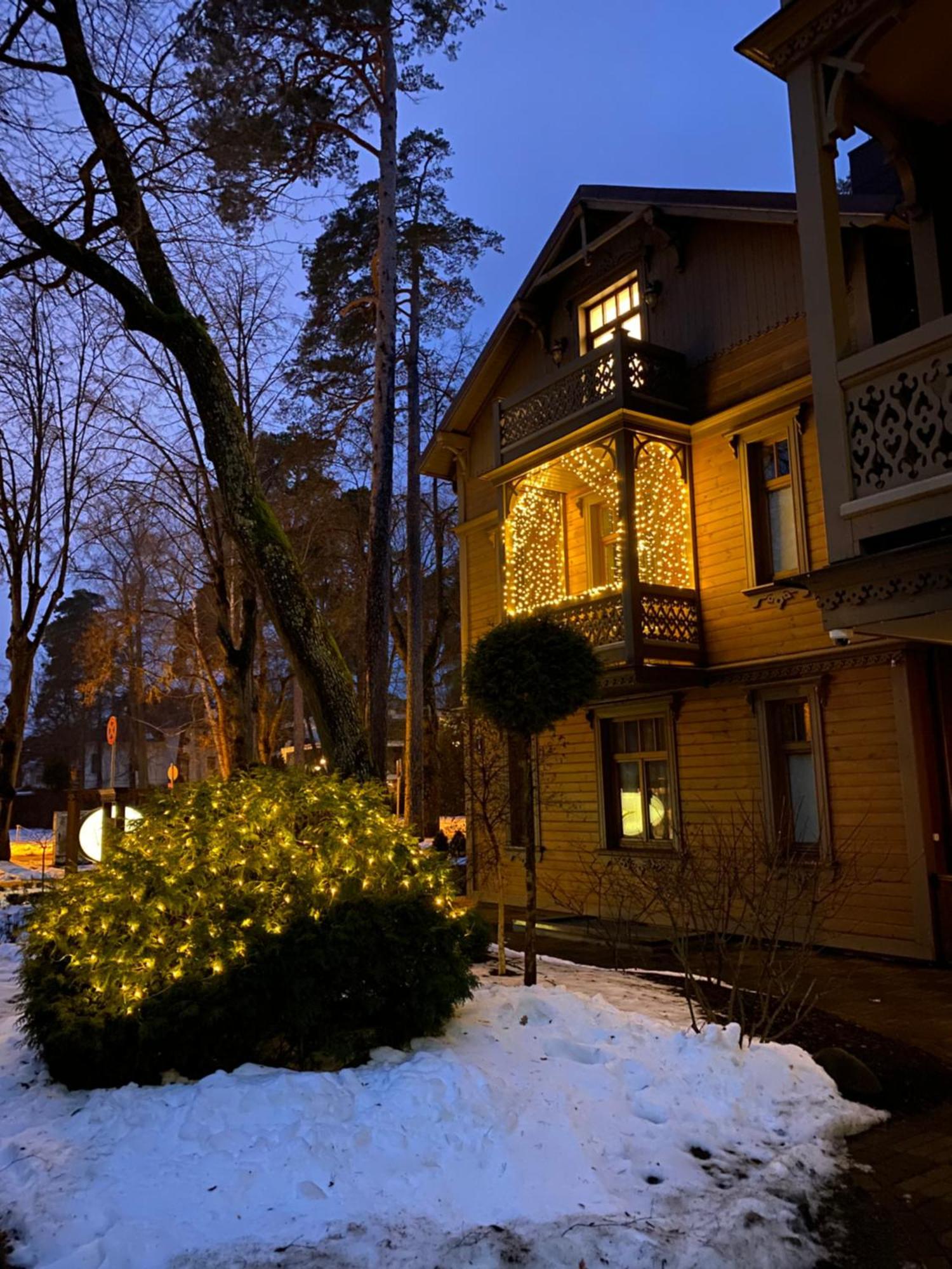 Villa Alvine Family Apart-Hotel Jūrkalne Eksteriør bilde